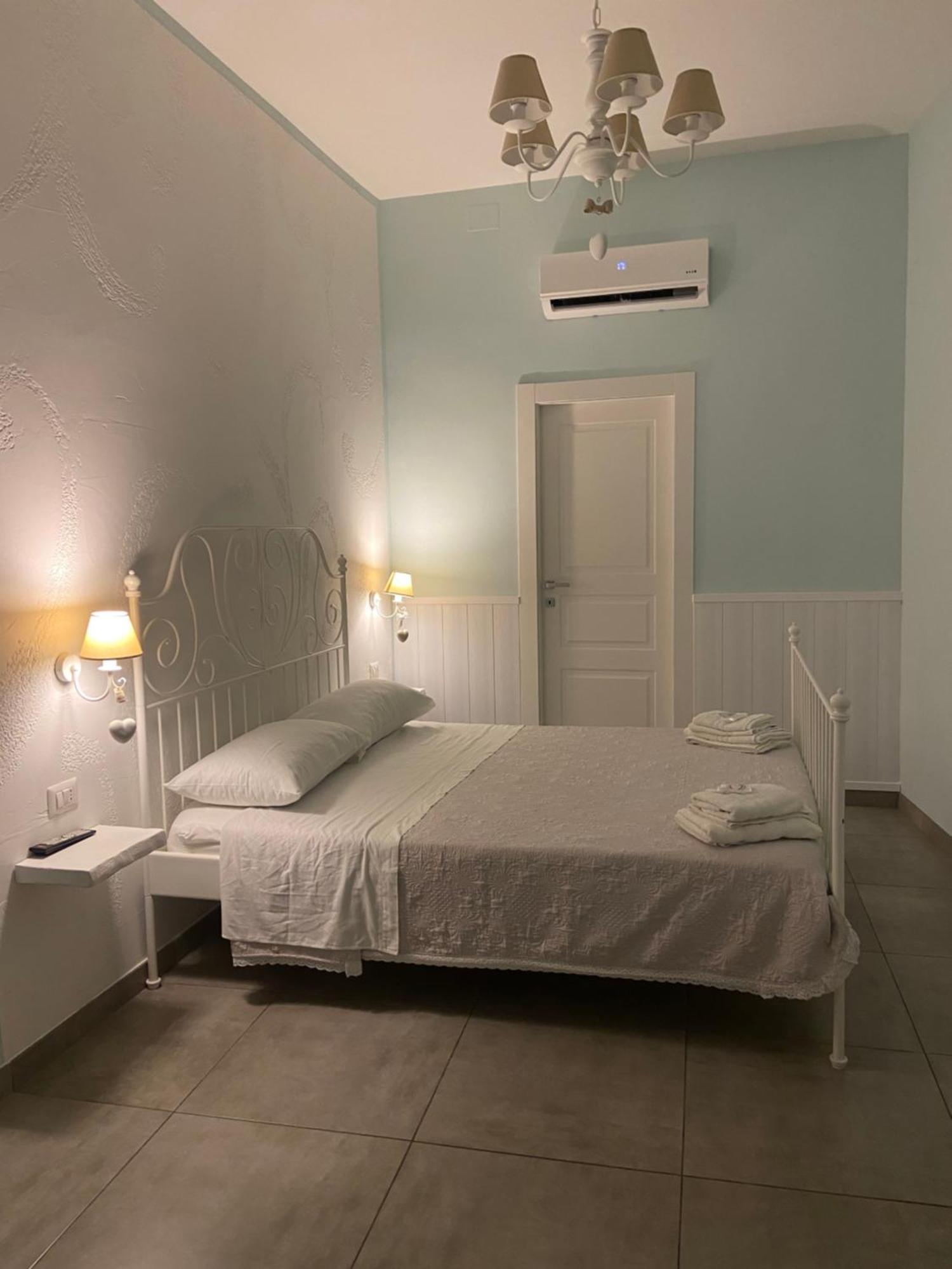 Bed and Breakfast Beb la Gemma Nápoles Exterior foto